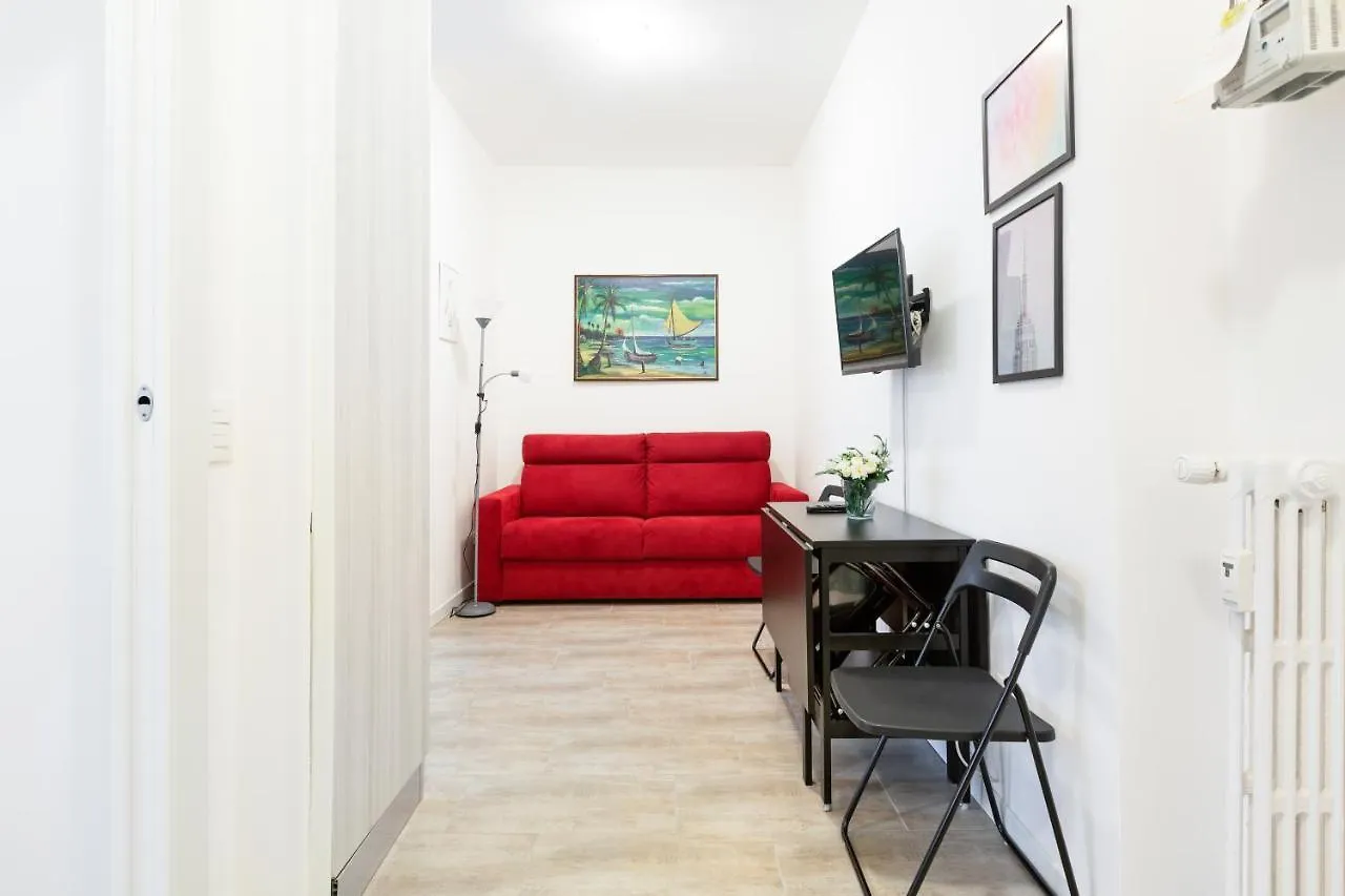Apartment Renovated Flat Subway Yellow Line Milan